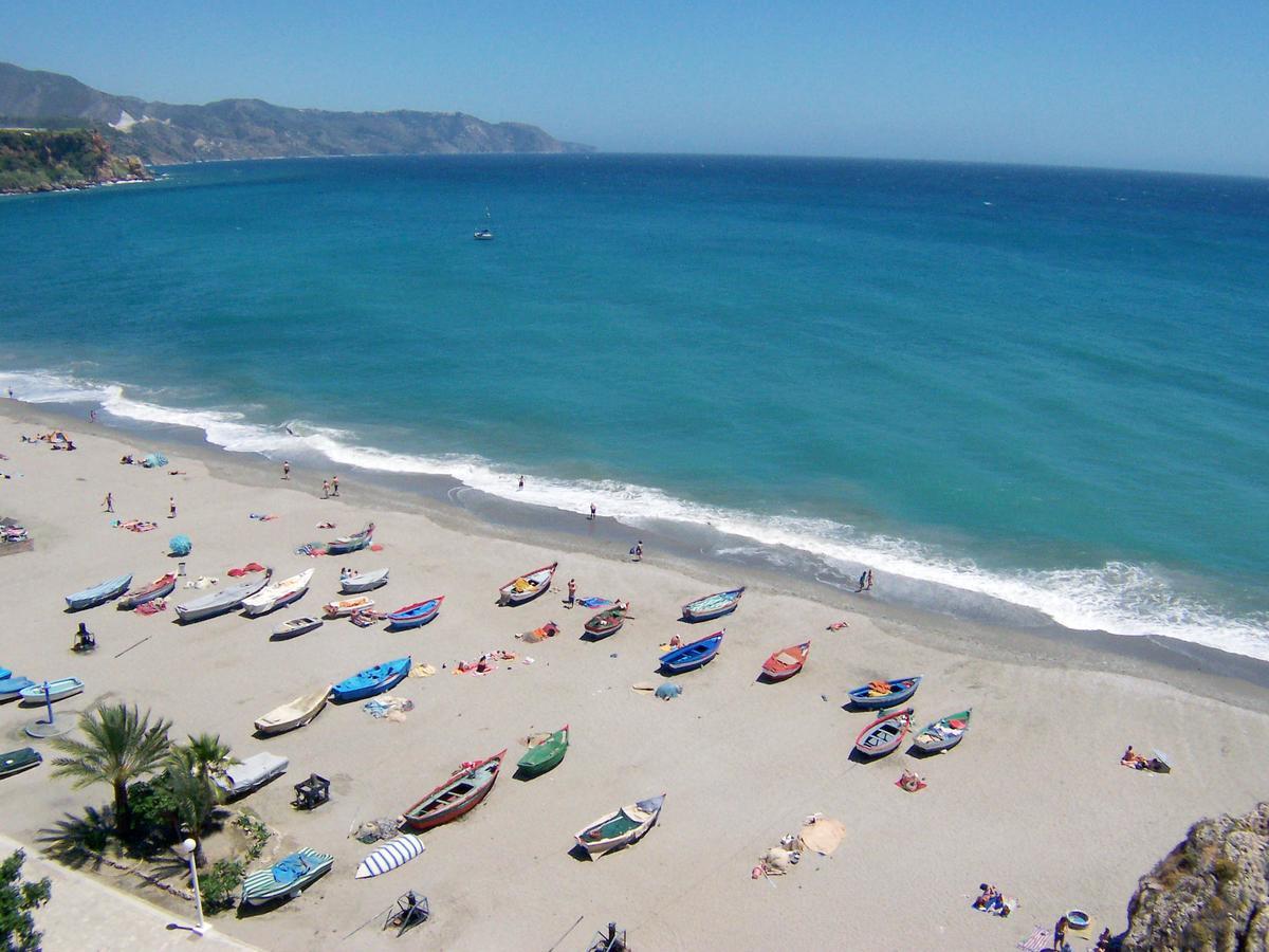 Burriana Front Line Appartement Nerja Buitenkant foto